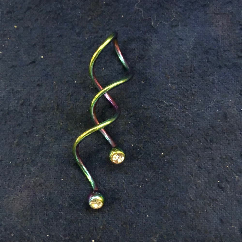 Super cool and unique twisty belly button ring!